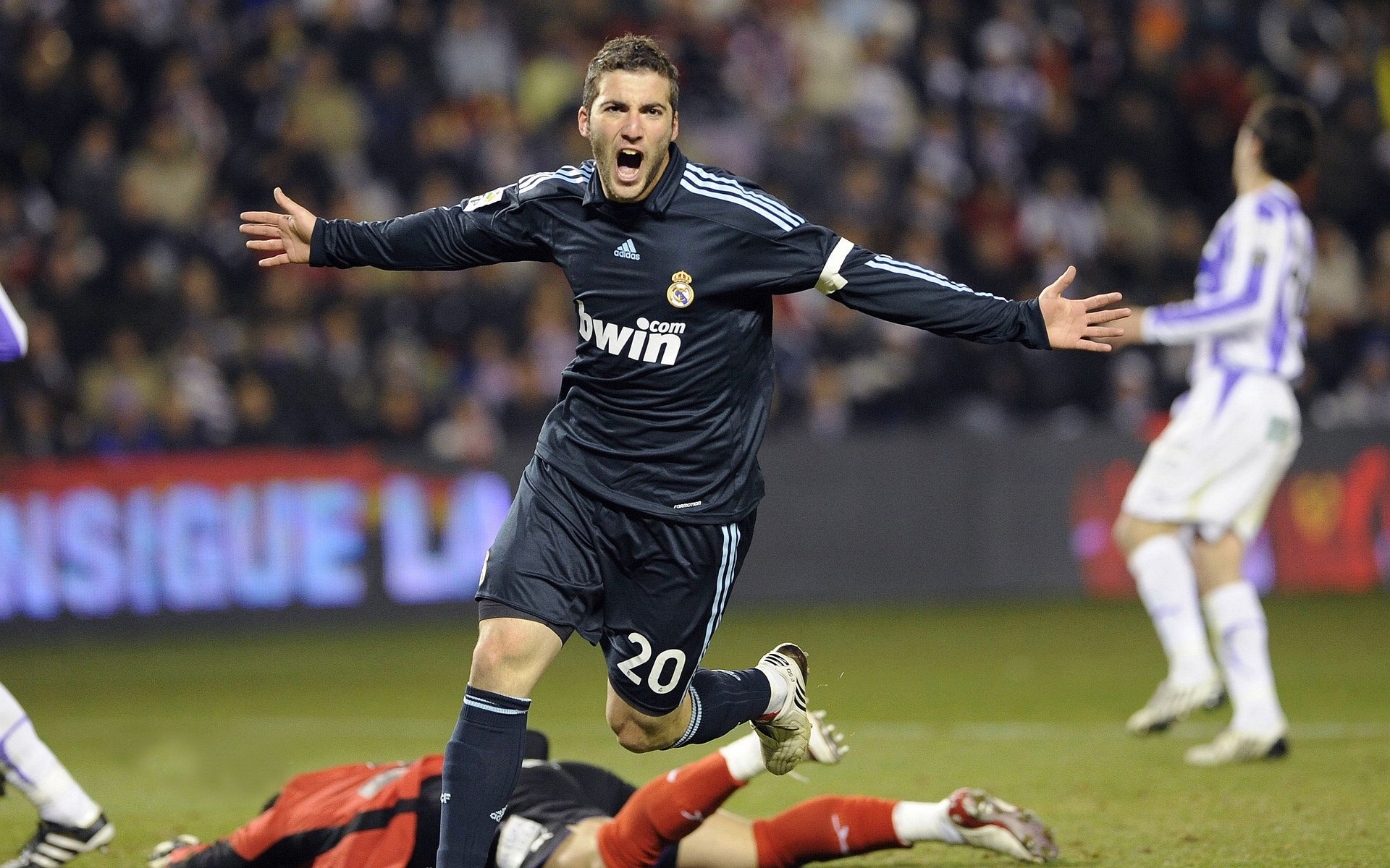 斯图加特锋线把握机会提升得分转化率，斯图加特as